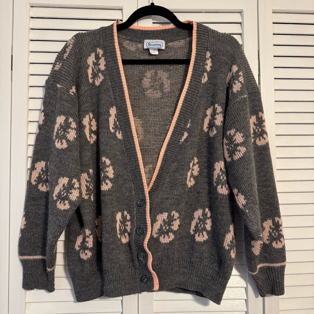 Brunny Vintage Floral Knit Cardigan Gray Pink | Made USA